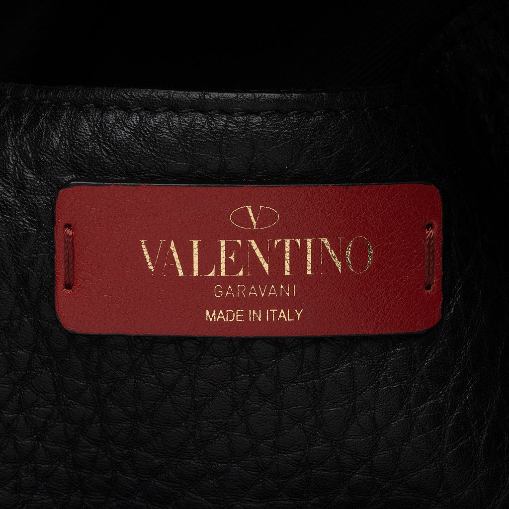 Valentino Grainy Calfskin Rockstud Hobo (SHF-koVIVI)