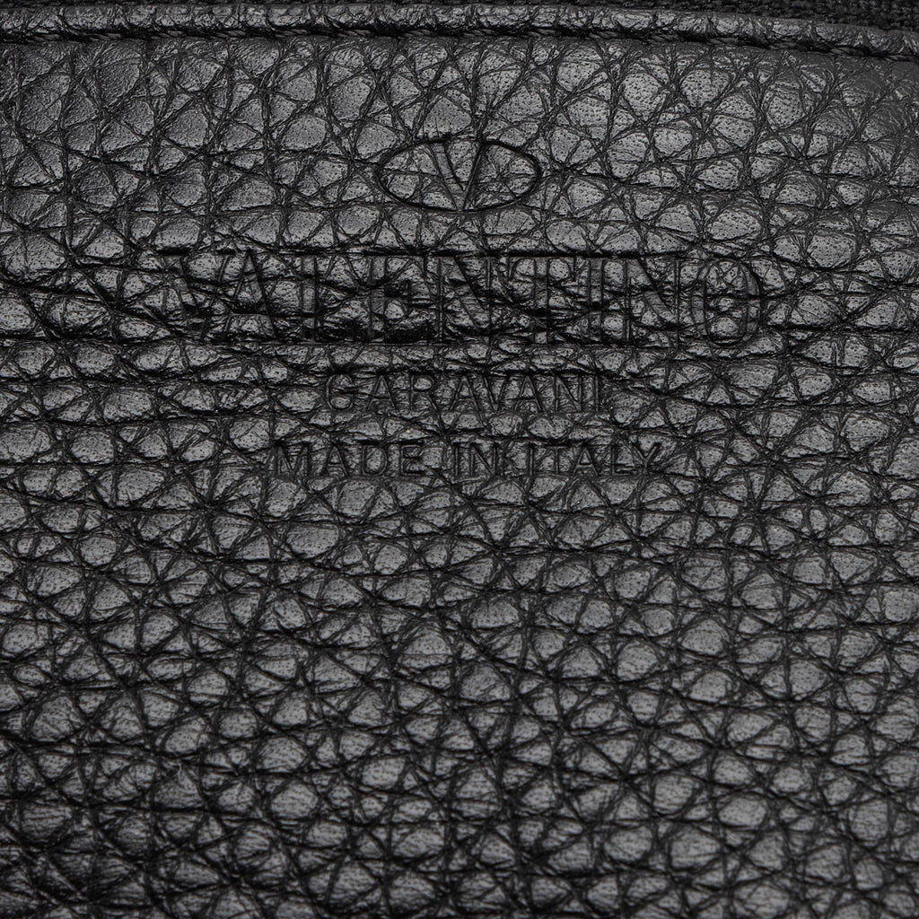 Valentino Grainy Calfskin Rockstud Medium Tote (SHF-23281)