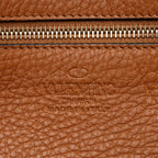 Valentino Grainy Calfskin Rockstud Medium Tote (SHF-7UH6kc)