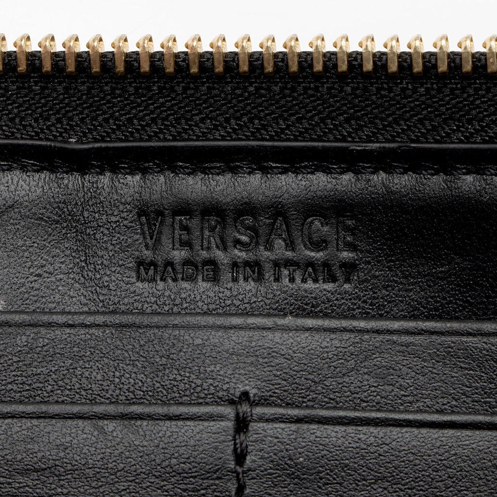 Versace Calfskin V Stitch Zip Around Continental Wallet (SHF-5uxipD)
