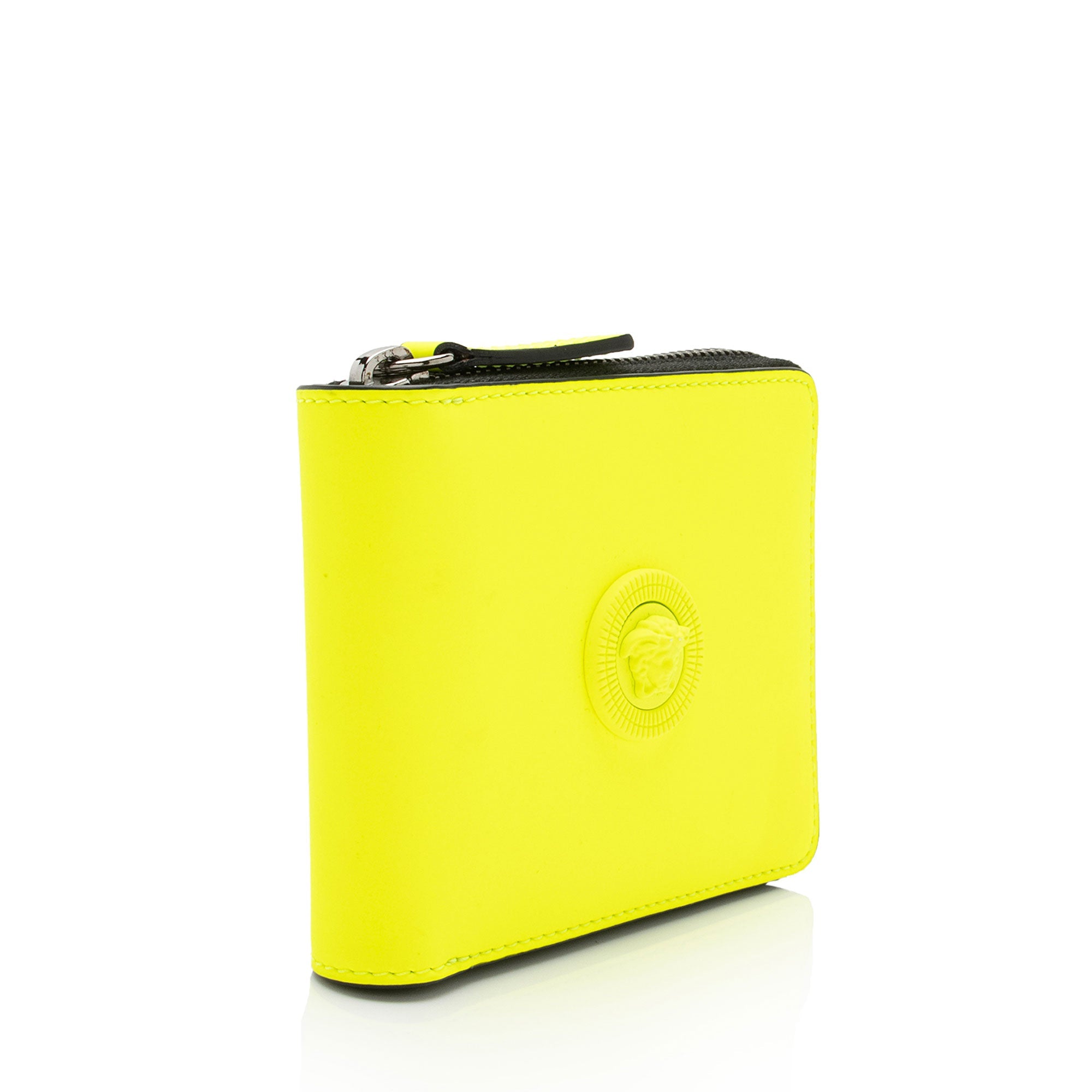 Versace Rubberized Calfskin Medusa Zip Bi-Fold Wallet (SHF-WKnEPa)