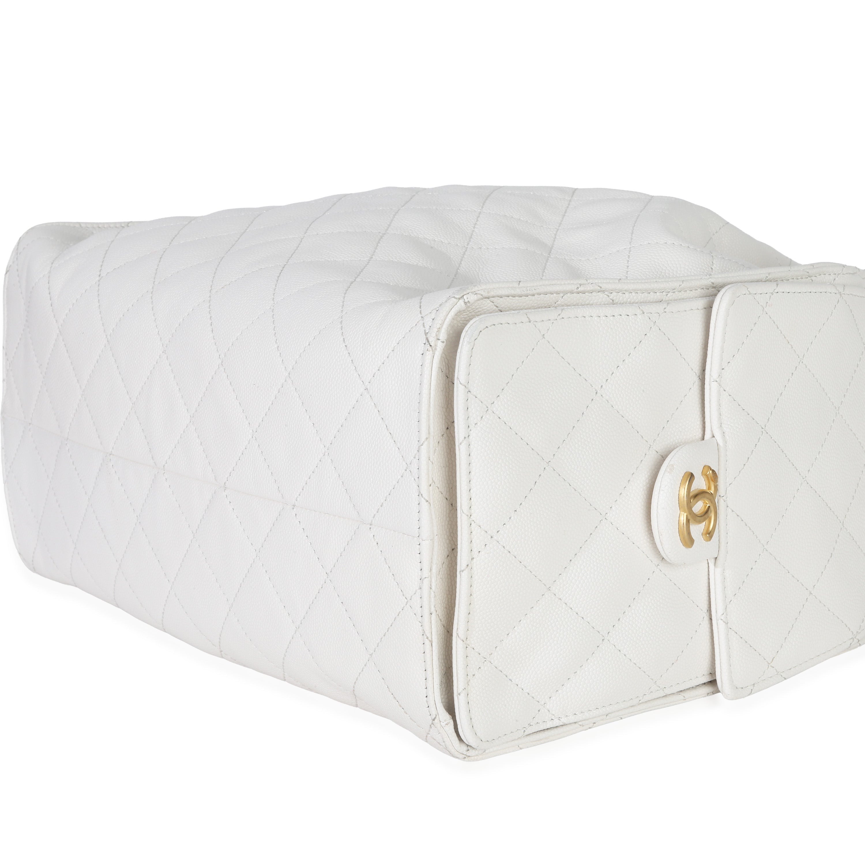 Chanel White Quilted Caviar Large Chanel 25 Hobo Handbag