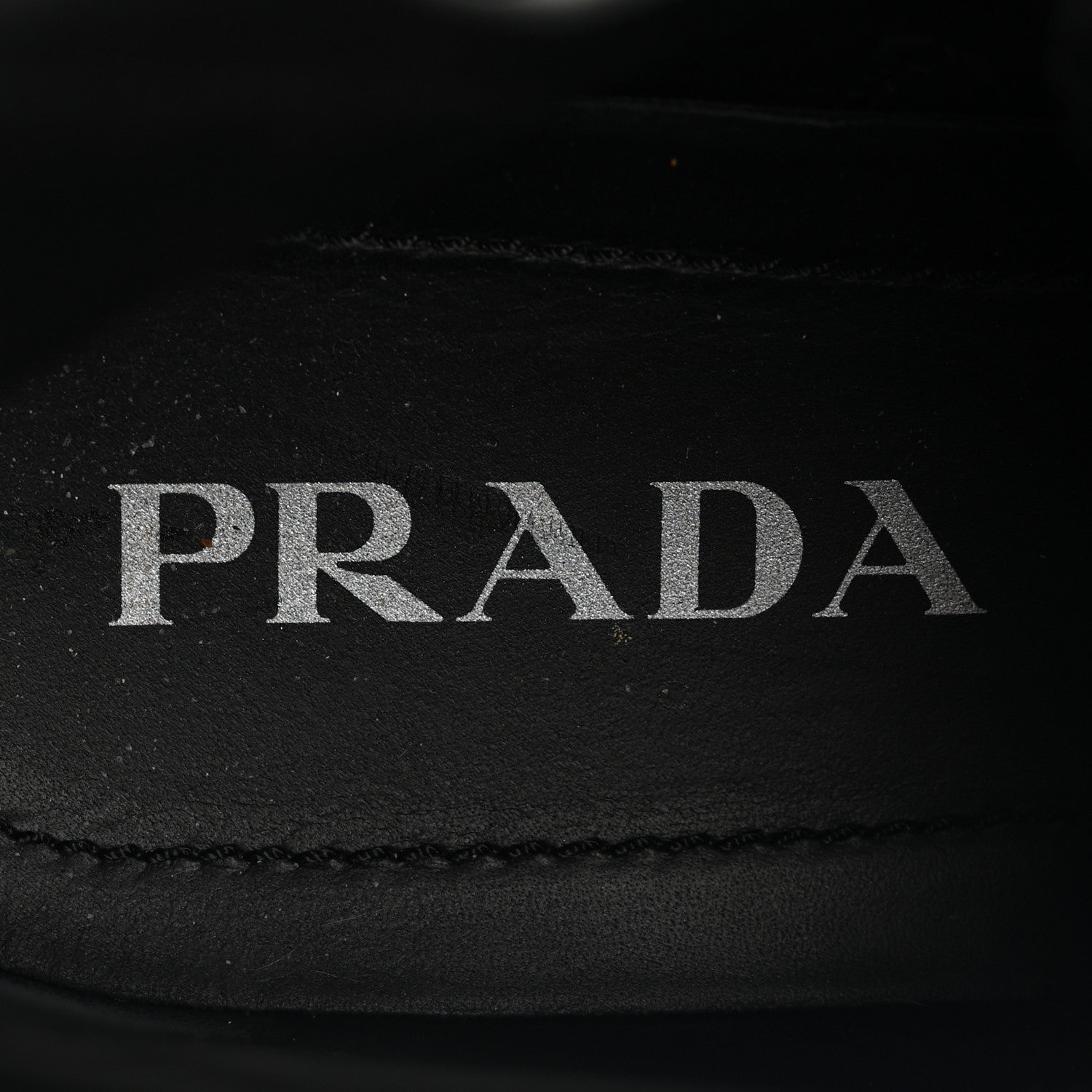 Prada Spazzolato Captoe 30mm Combat Boots 39 Black