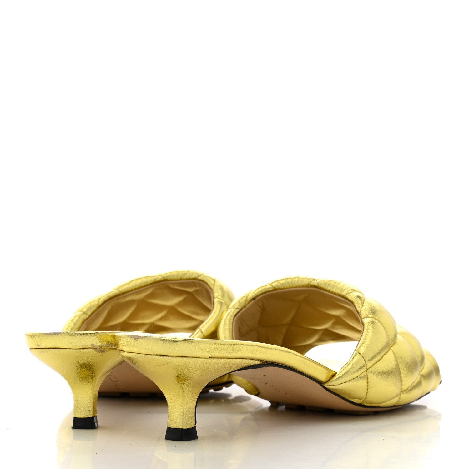 Bottega Veneta Metallic Nappa Reflection Matelasse Padded Kitten Heel Mule Sandals 39 Gold