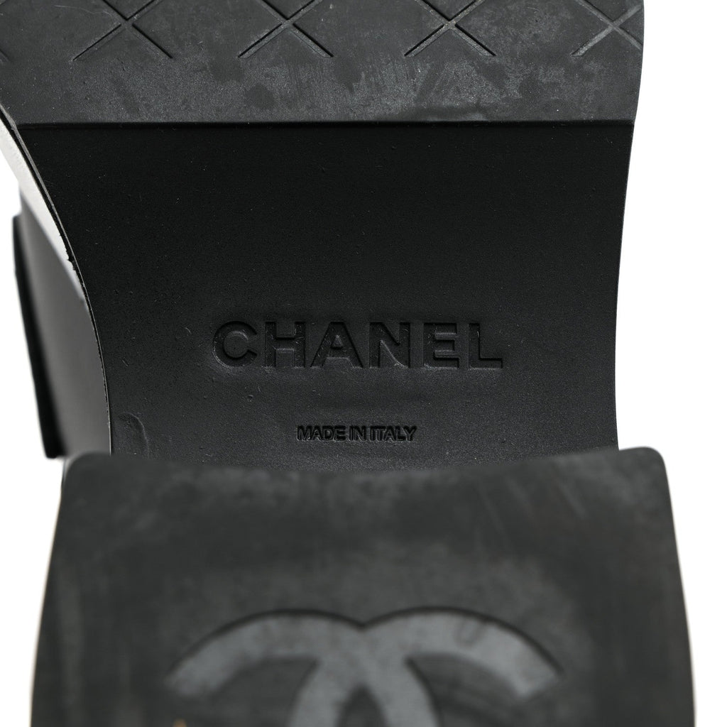 Chanel Calfskin CC Platform Loafers 36 Black