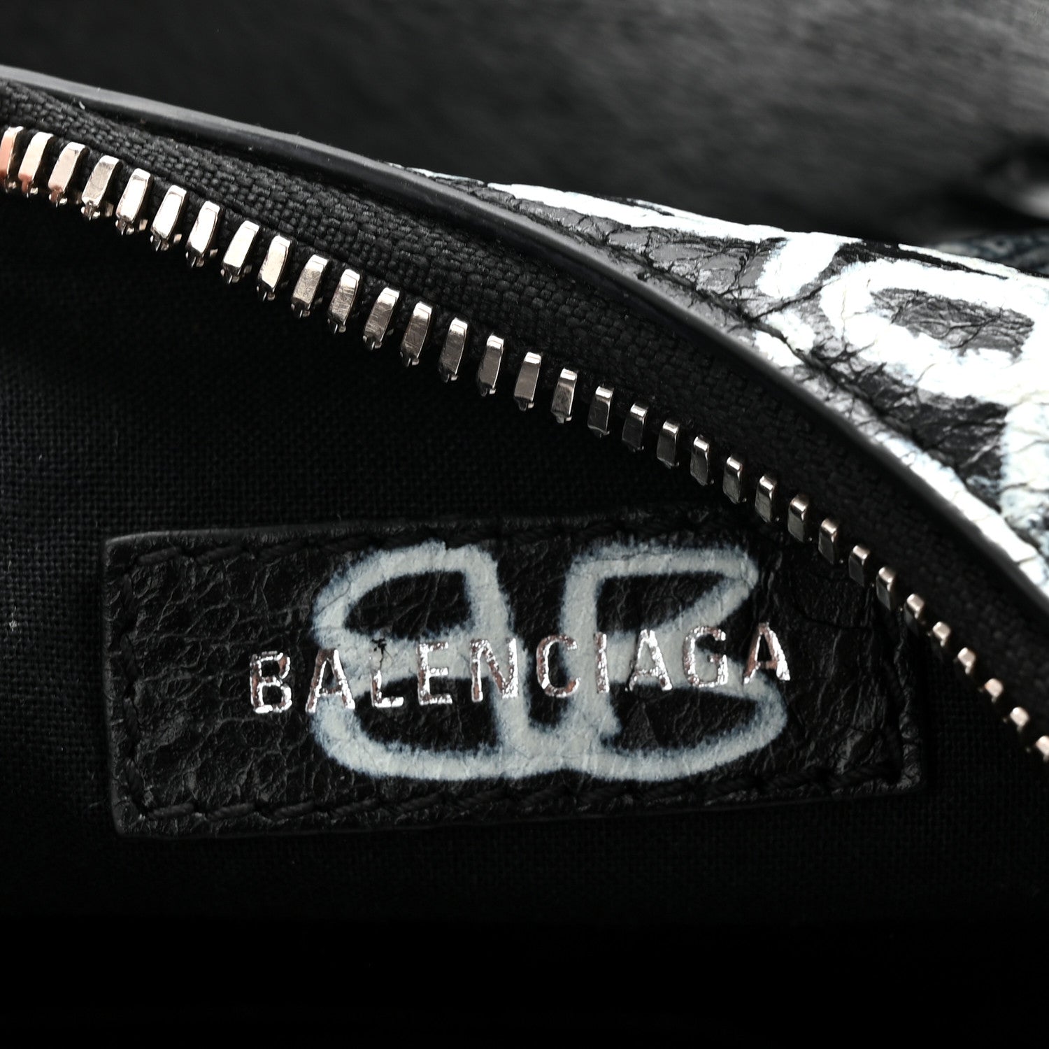 Balenciaga Agneau Arena Graffiti Le Cagole Shoulder Bag XS Black