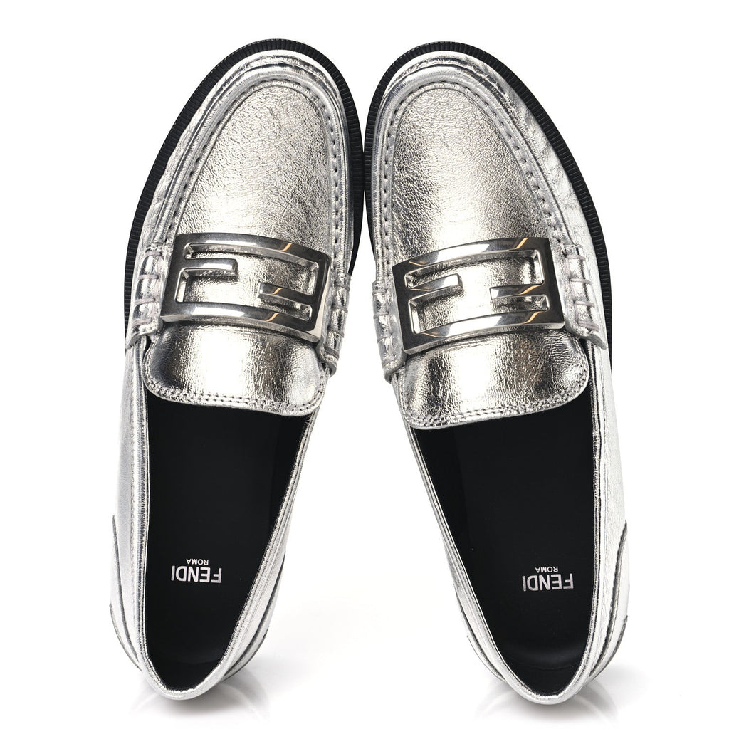 Fendi Metallic Vitello Womens Baguette Loafers 38 Argento
