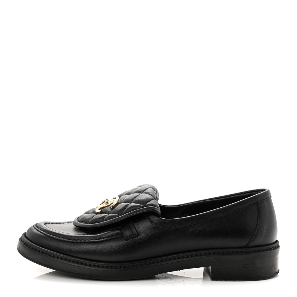 Chanel Lambskin Quilted CC Turnlock Loafers 39 Black