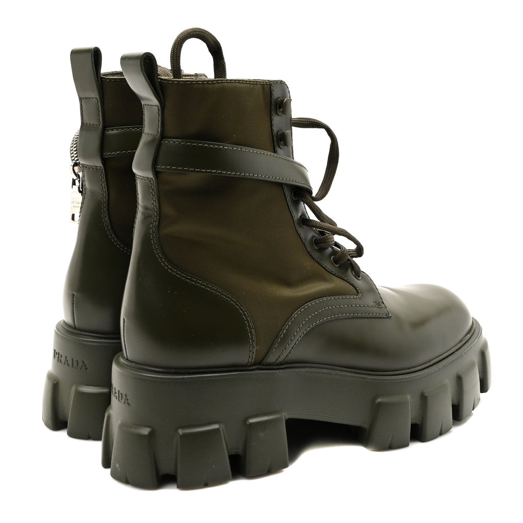 Prada Spazzolato Rois Re-Nylon Metal Triangle Logo Monolith Pouch Pocket 55mm Boots 41 Militare