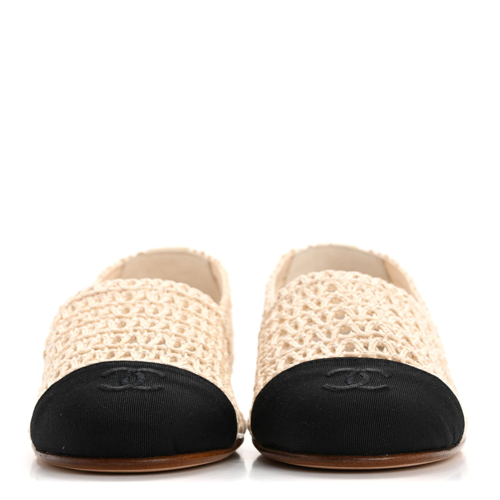Chanel Knit Grosgrain Cap Toe CC Moccasin Loafers 35.5 Ivory Black