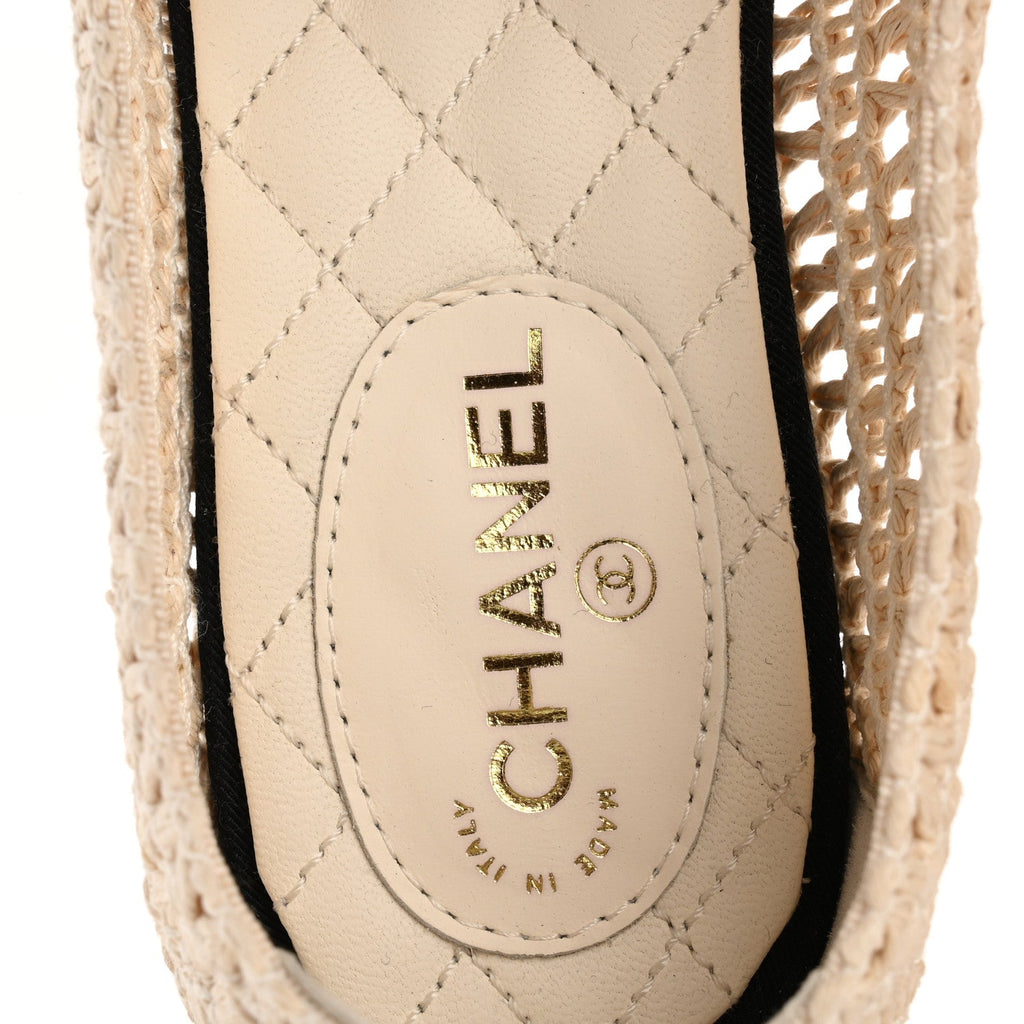 Chanel Knit Grosgrain Cap Toe CC Moccasin Loafers 35.5 Ivory Black