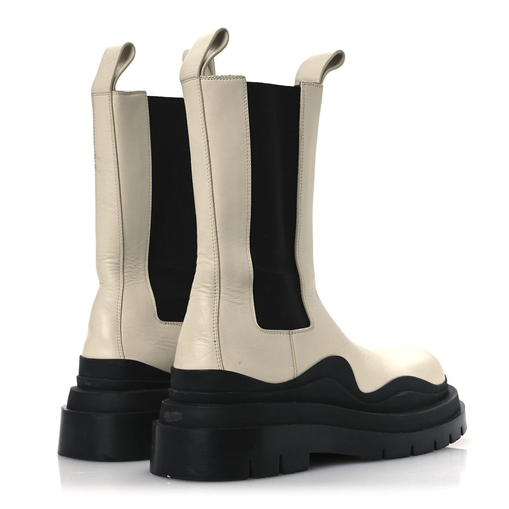 Bottega Veneta Calfskin The Tire Chelsea Boots 39 Sea Salt Black