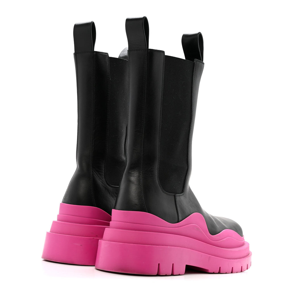 Bottega Veneta Calfskin The Tire Chelsea Boots 39 Black Hollyhock