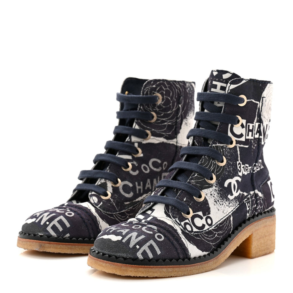 Chanel Suede Calfskin Printed CC 31 Rue Cambon Lace Up Combat Boots 36 White Navy