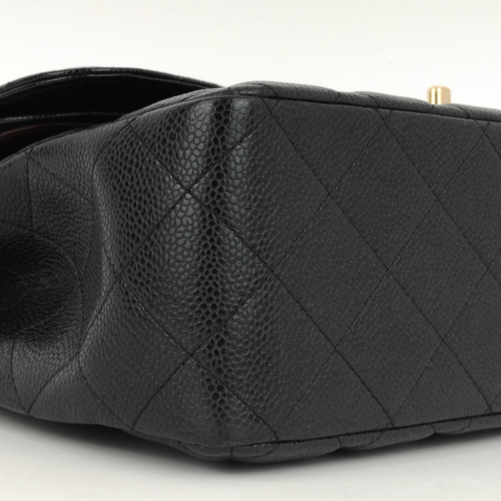 Chanel Classic Jumbo Double Flap - Black Caviar | Gold Hardware