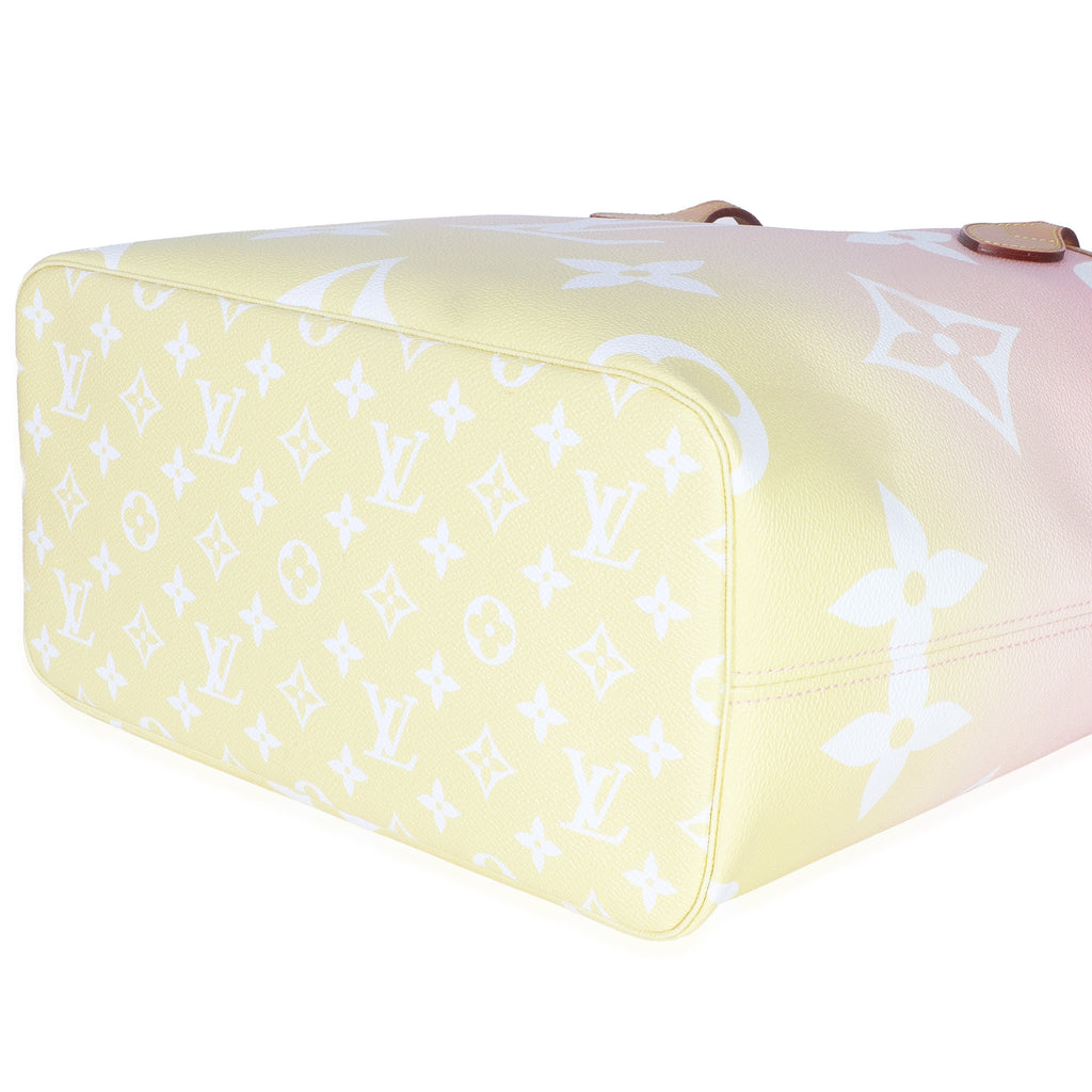 Louis Vuitton Light Pink Monogram Giant Canvas By The Pool Neverfull MM